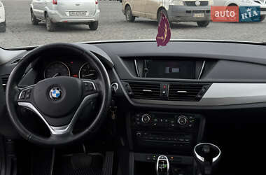 Внедорожник / Кроссовер BMW X1 2013 в 