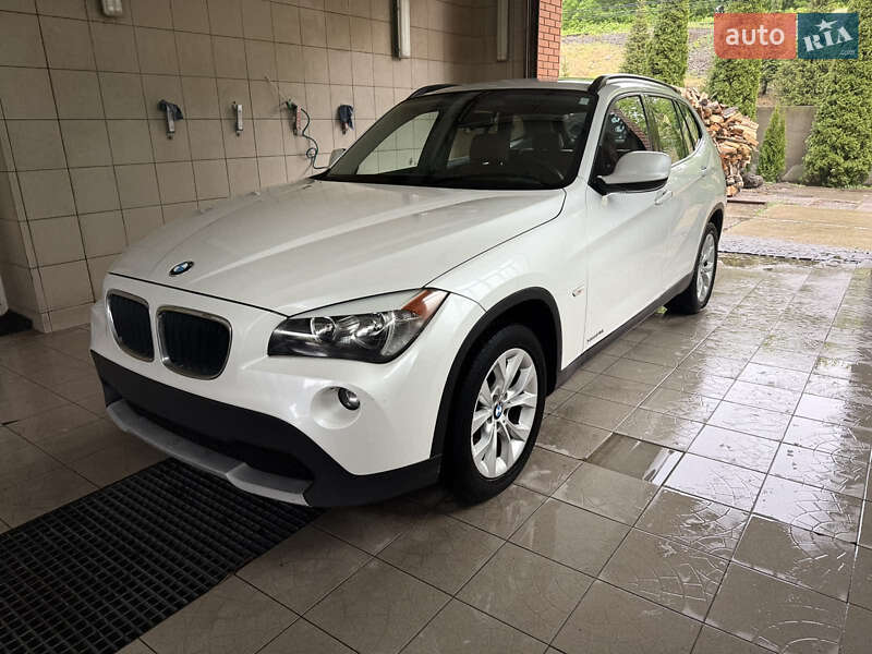 Внедорожник / Кроссовер BMW X1 2012 в Лубнах