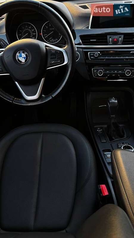 Позашляховик / Кросовер BMW X1 2017 в Запоріжжі