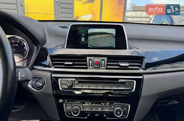 Внедорожник / Кроссовер BMW X1 2018 в 