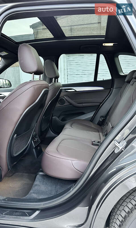 Позашляховик / Кросовер BMW X1 2021 в Києві