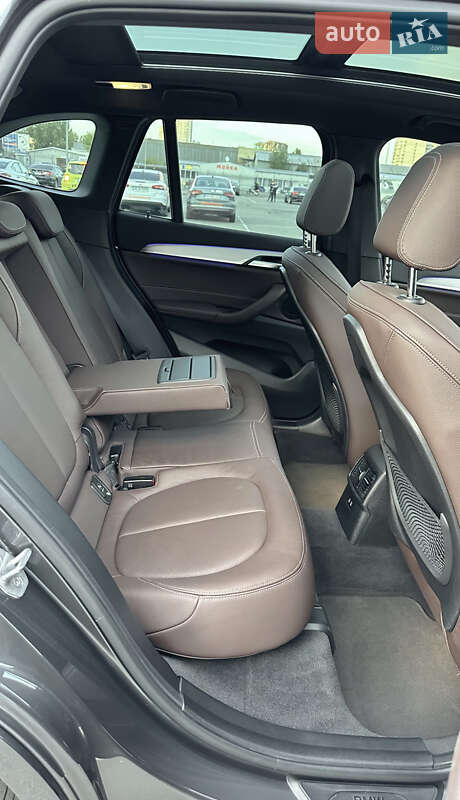 Позашляховик / Кросовер BMW X1 2021 в Києві