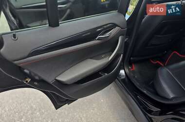 Внедорожник / Кроссовер BMW X1 2012 в 