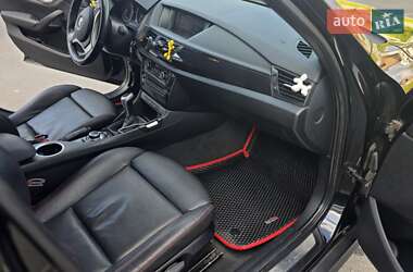 Внедорожник / Кроссовер BMW X1 2012 в 