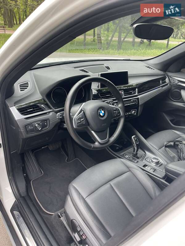 Внедорожник / Кроссовер BMW X1 2019 в Одессе