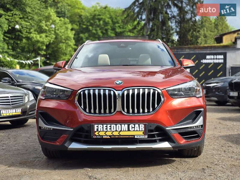 Внедорожник / Кроссовер BMW X1 2019 в Львове