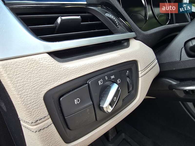 Внедорожник / Кроссовер BMW X1 2019 в Львове