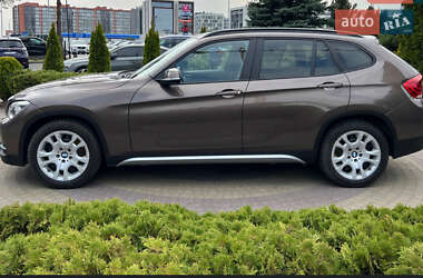 Позашляховик / Кросовер BMW X1 2013 в 
