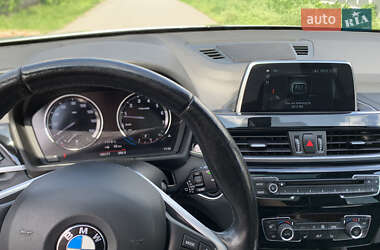 Внедорожник / Кроссовер BMW X1 2018 в 
