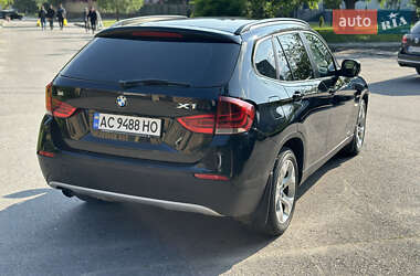 Внедорожник / Кроссовер BMW X1 2011 в 