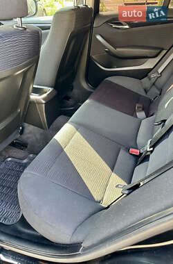 Внедорожник / Кроссовер BMW X1 2011 в 