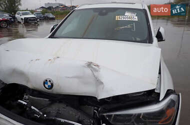 Внедорожник / Кроссовер BMW X1 2021 в 