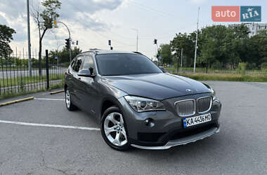 Позашляховик / Кросовер BMW X1 2014 в 