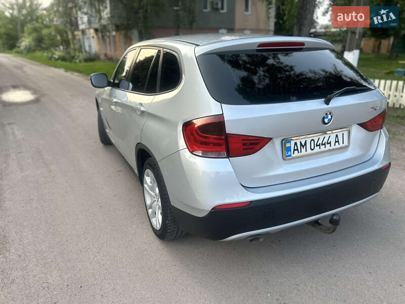 Внедорожник / Кроссовер BMW X1 2012 в Коростене фото 2 Внедорожник / Кроссовер BMW X1 2012 в Коростене