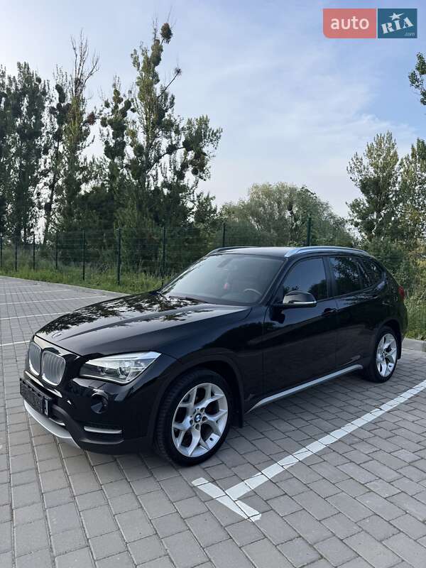 Позашляховик / Кросовер BMW X1 2014 в Луцьку