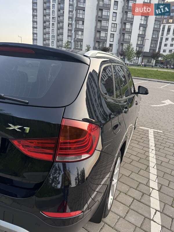 Позашляховик / Кросовер BMW X1 2014 в Луцьку