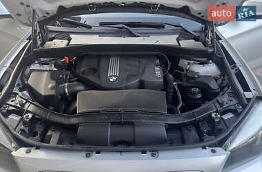 Позашляховик / Кросовер BMW X1 2009 в 