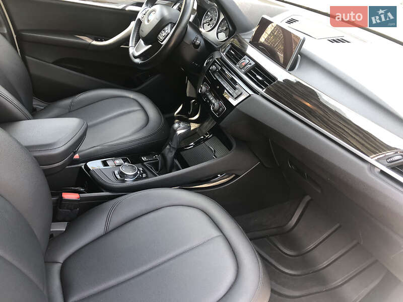Позашляховик / Кросовер BMW X1 2016 в Харкові