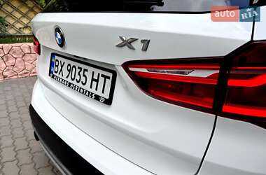 Внедорожник / Кроссовер BMW X1 2015 в 