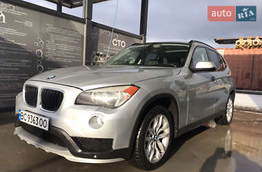 Внедорожник / Кроссовер BMW X1 2015 в 