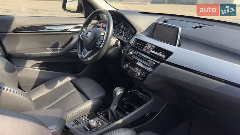 Позашляховик / Кросовер BMW X1 2018 в Києві фото 15 Позашляховик / Кросовер BMW X1 2018 в Києві