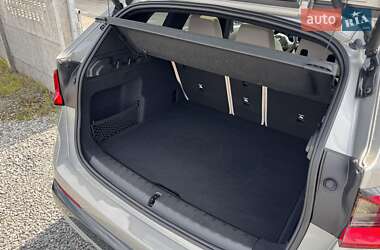 Внедорожник / Кроссовер BMW X1 2023 в 