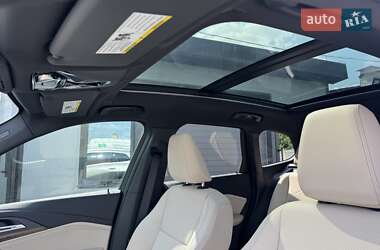 Внедорожник / Кроссовер BMW X1 2023 в 