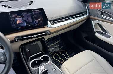 Внедорожник / Кроссовер BMW X1 2023 в 