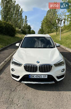 Позашляховик / Кросовер BMW X1 2017 в Рівному