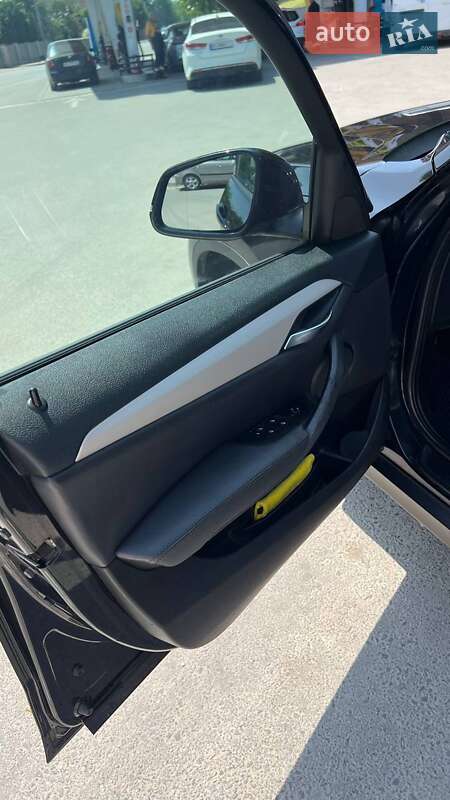 Позашляховик / Кросовер BMW X1 2013 в Тернополі