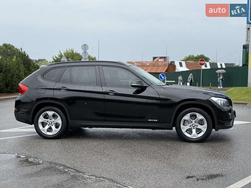 Внедорожник / Кроссовер BMW X1 2015 в Киеве