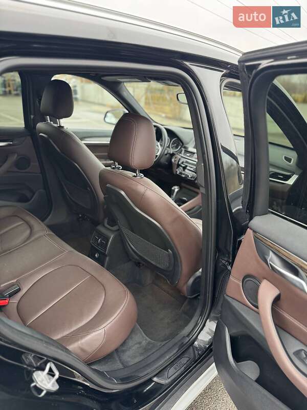 Внедорожник / Кроссовер BMW X1 2016 в Ирпене