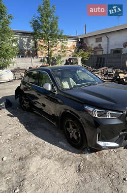 Позашляховик / Кросовер BMW X1 2024 в Львові