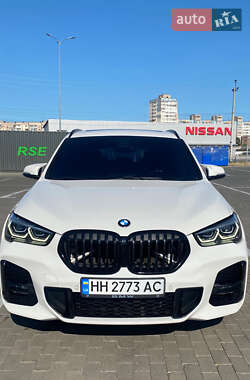 Внедорожник / Кроссовер BMW X1 2015 в Одессе