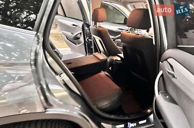 Внедорожник / Кроссовер BMW X1 2012 в 