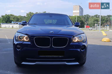 Внедорожник / Кроссовер BMW X1 2010 в Киеве