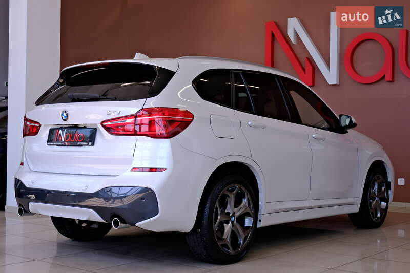 Внедорожник / Кроссовер BMW X1 2017 в Одессе