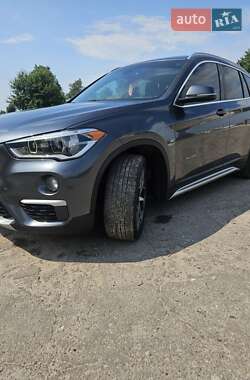Внедорожник / Кроссовер BMW X1 2016 в Переяславе