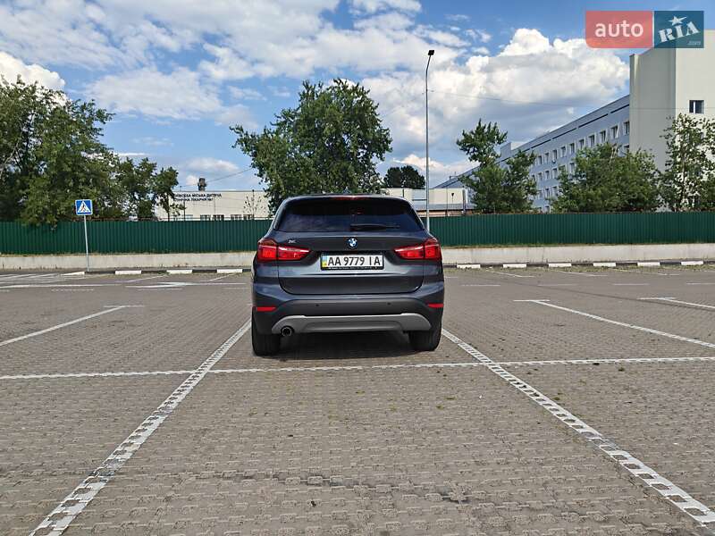 Позашляховик / Кросовер BMW X1 2016 в Києві