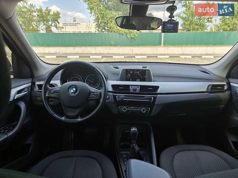 Позашляховик / Кросовер BMW X1 2016 в Києві