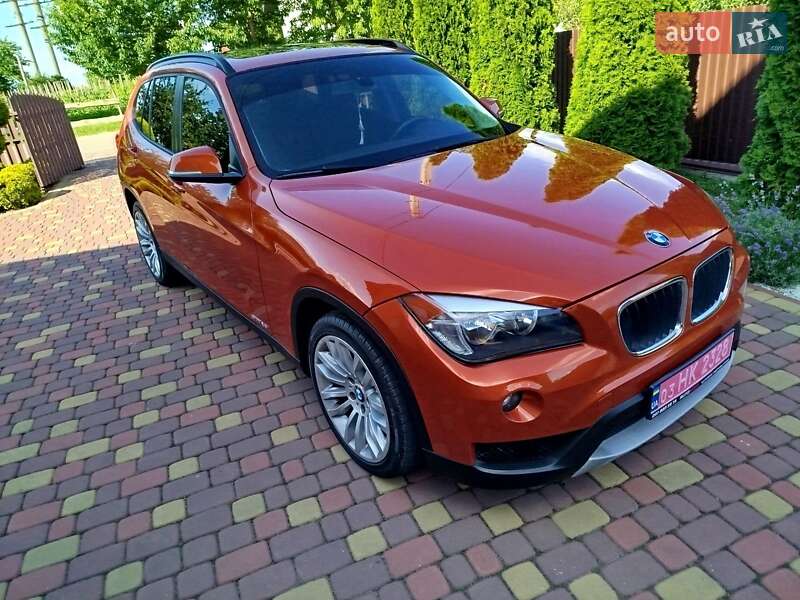 Внедорожник / Кроссовер BMW X1 2013 в Владимире