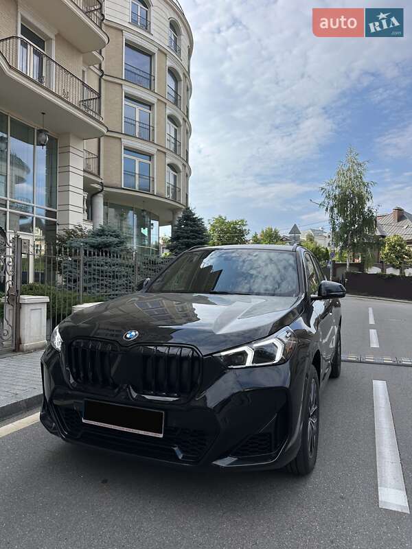 Внедорожник / Кроссовер BMW X1 2023 в Киеве фото 3 Внедорожник / Кроссовер BMW X1 2023 в Киеве