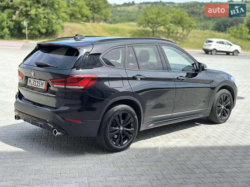 Позашляховик / Кросовер BMW X1 2021 в Чернівцях