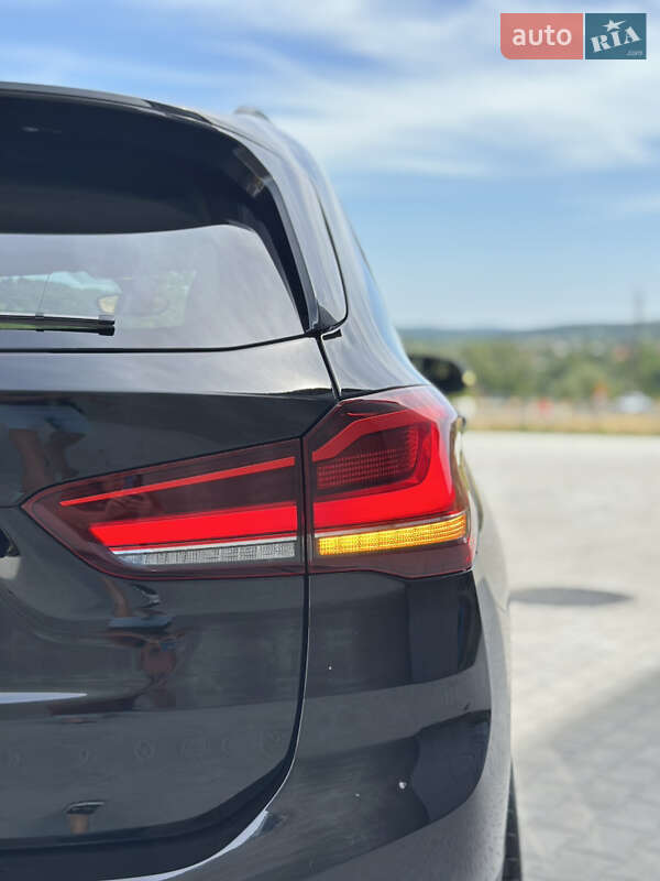 Позашляховик / Кросовер BMW X1 2021 в Чернівцях