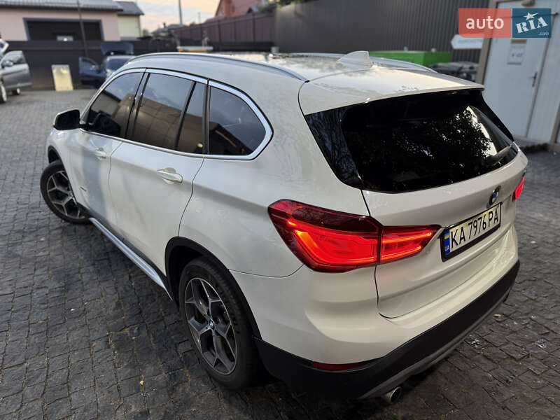 Внедорожник / Кроссовер BMW X1 2016 в Киеве