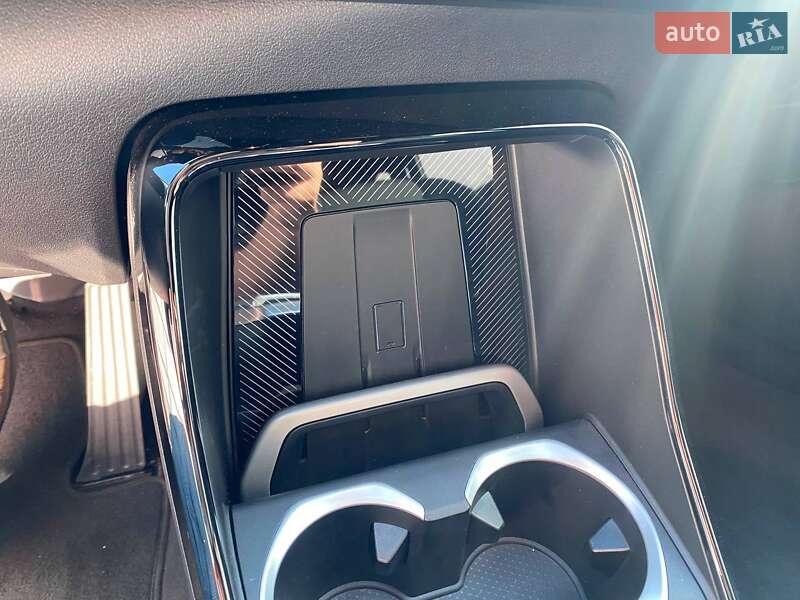 Внедорожник / Кроссовер BMW X1 2024 в Львове