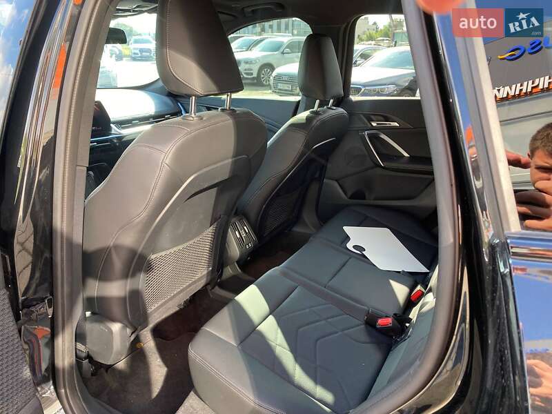 Внедорожник / Кроссовер BMW X1 2024 в Львове