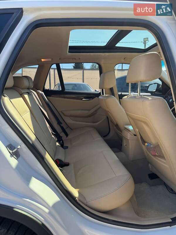 Позашляховик / Кросовер BMW X1 2012 в Вінниці