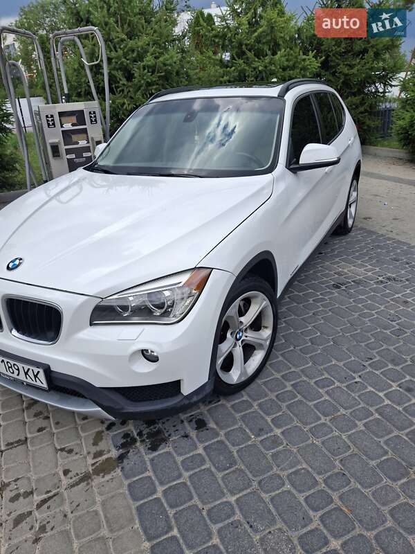 Позашляховик / Кросовер BMW X1 2012 в Вінниці