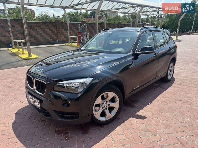 Внедорожник / Кроссовер BMW X1 2012 в Ровно